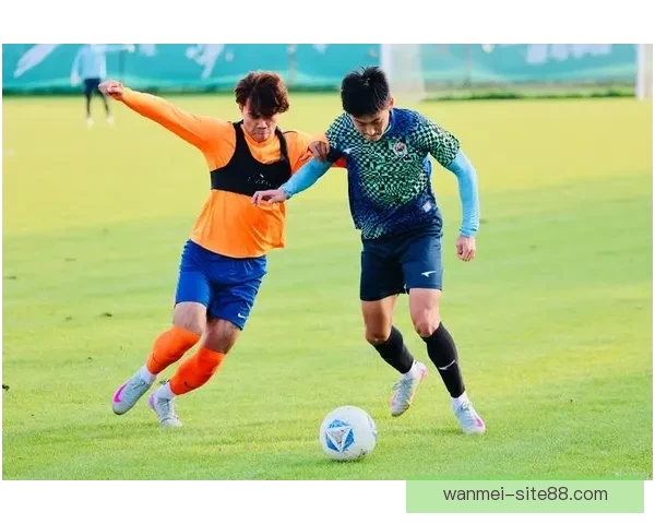 上海海港B队1-0战胜泰安天贶迎来四连胜 李圣龙制造点球温钧翔冷静点射破门